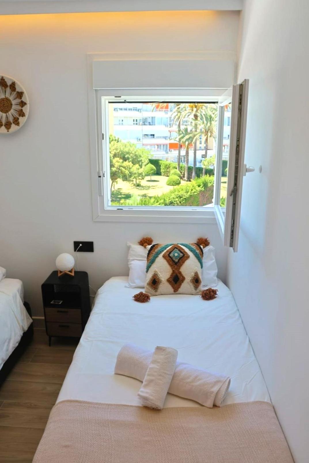 Apartamento Con Vistas Al Mar Cerca Del Puerto Бенальмадена Екстер'єр фото